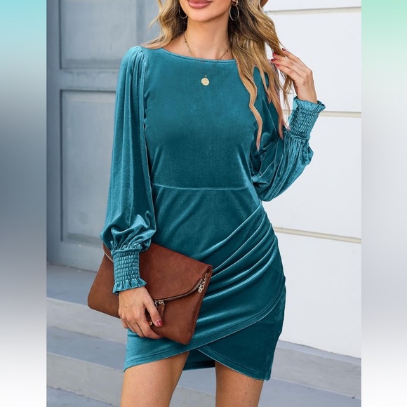 Dresses & Skirts - Velvet cocktail party Sky blue dress Sz Small